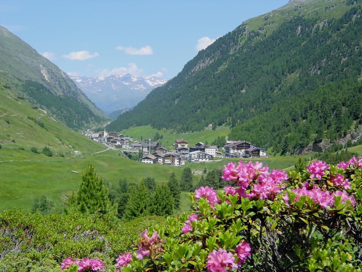 Natur-&Alpinhotel Post Vent Eksteriør billede